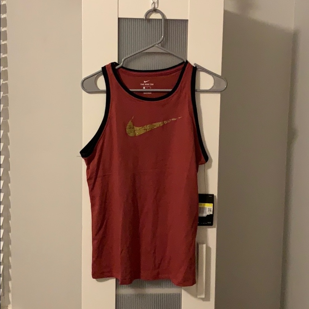 Nike Women’s Glam-Logo Tank